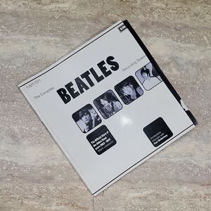 EMI THE COMPLETE BEATLES BOOK ABOUT HOW THEY RECORDED... REALLY COOL -204PG